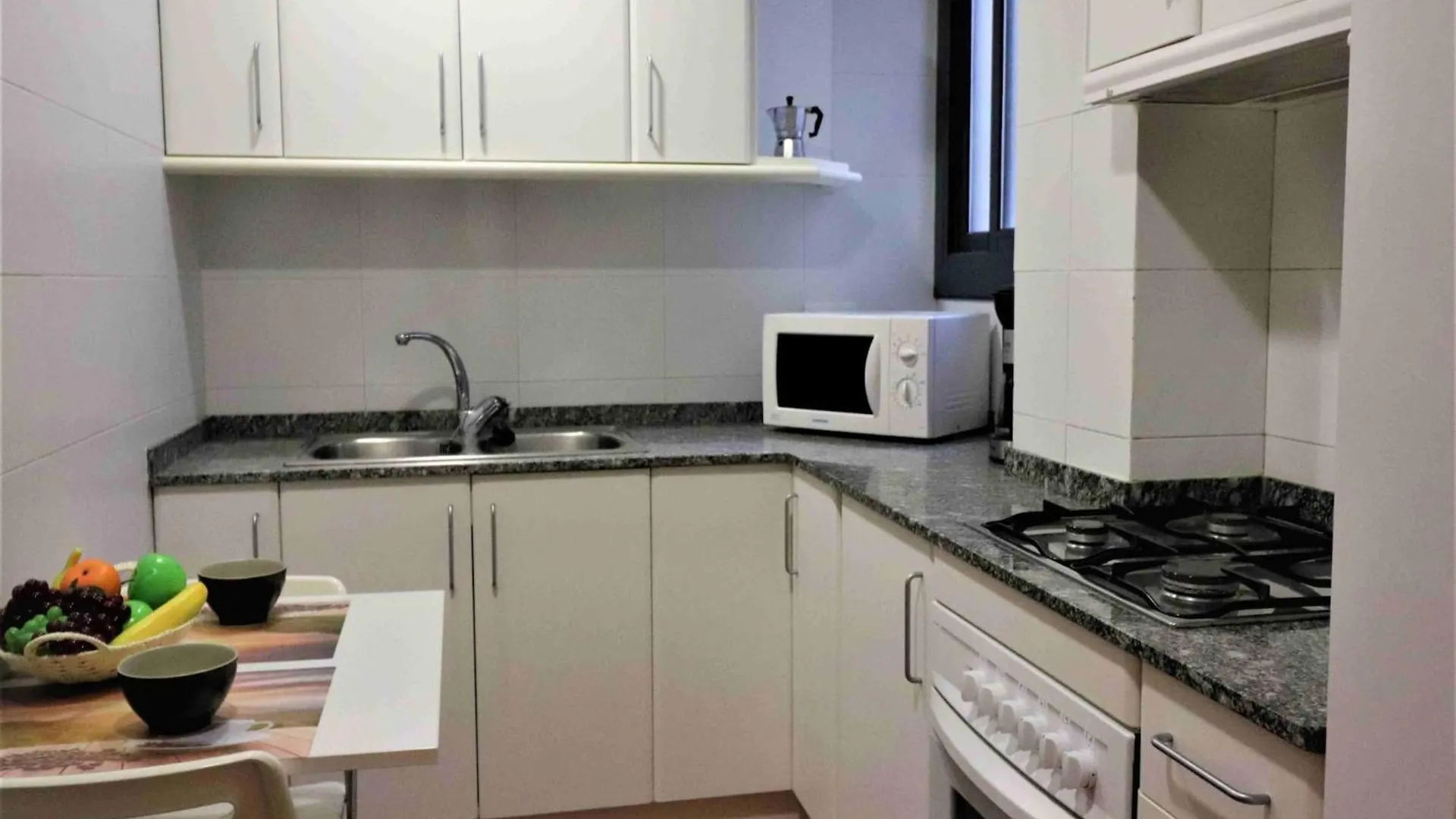 Lush Apartment In روساس